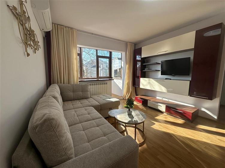 Inchiriere Apartament cu 2 camere Podu Ros - 2