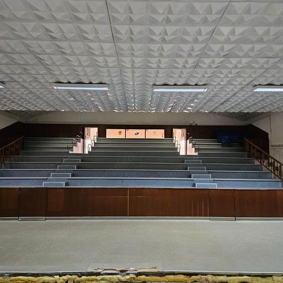 Inchiriem hala in zona centrala Tg. Mure? - 1