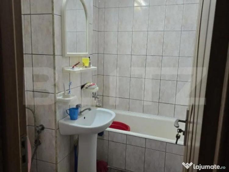 Apartament 3 camere, 70 mp, Soarelui - 1