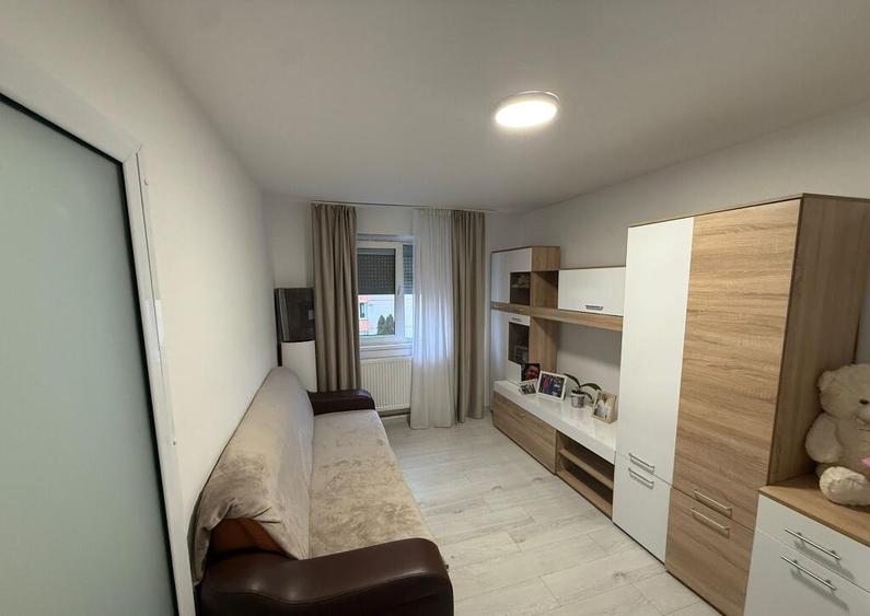 Apartament 2 camere, decomandat - zona Astra - 6