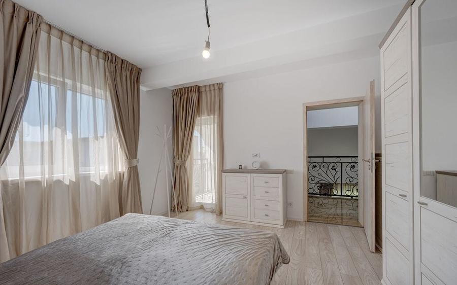 Casa cu Mesteceni! Complex Lalelelor Domne?ti - 7