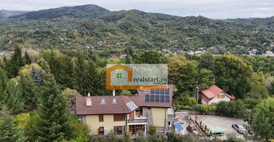 Vedere padure, panouri solare si fotovoltaice, pompa de c...