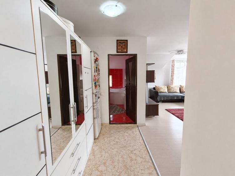 Apartament cu 2 camere decomandat în Florești