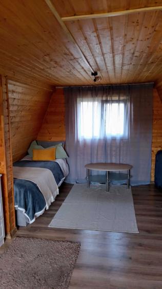 o casa rurala si teren de vanzare razoare - 2