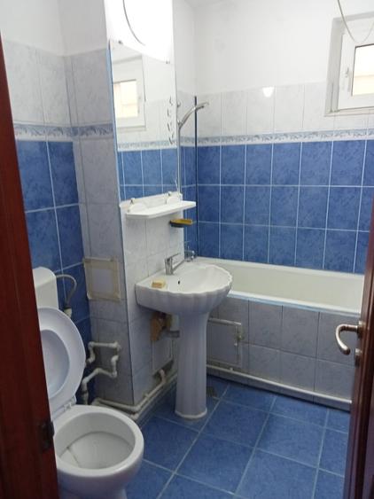 Apartament decomandat Piata Centrala - 4