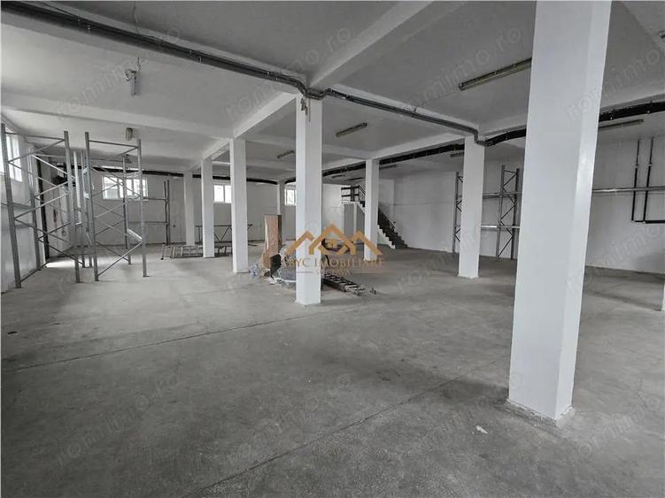 De Vanzare | Cladire + Teren | Scheia - 1