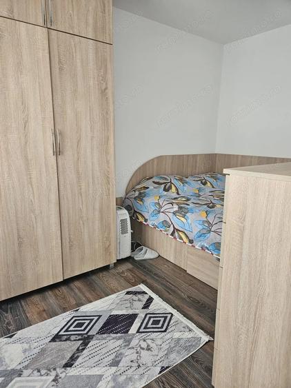 Inchiriez garsoniera in zona de sus - 3