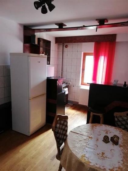 Apartament cu 2 camere decomandat, mobilat în Zorilor