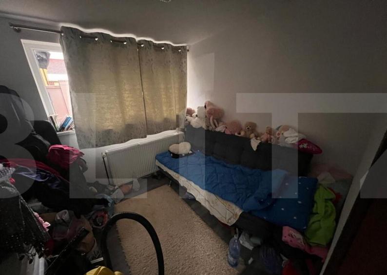 Apartament cu 3 camere, 130 mp, zona Iozefin - 1