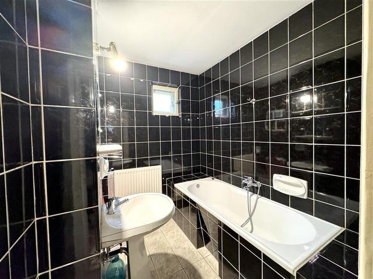 Casa individuala de vanzare zona centrala - 11