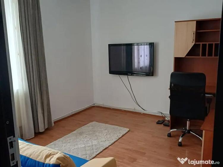 Proprietar, vand direct - apartament doua cam./parter, cartier Gara/Caracal - 9