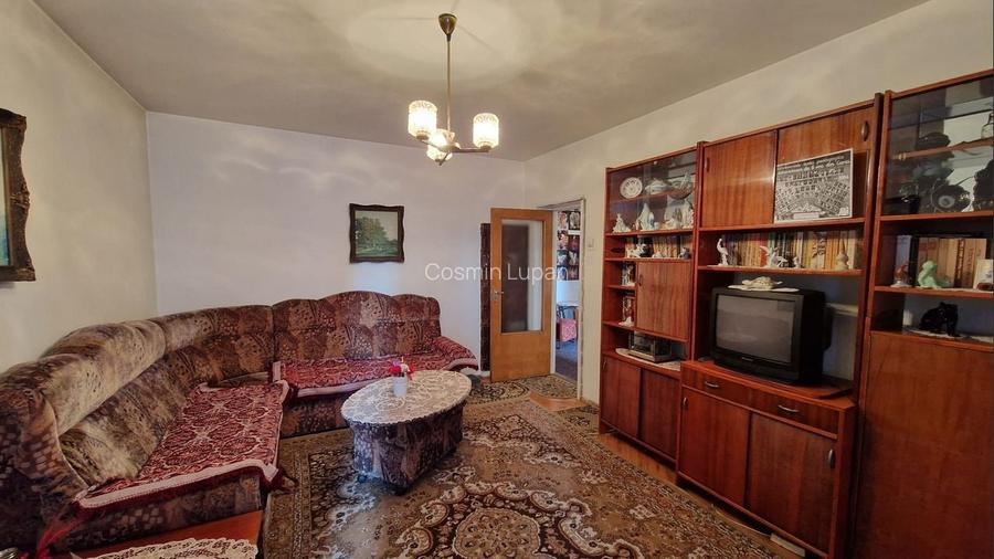 Apartament spatios 3 camere + boxa beci. Zona Albina, COMISION 0%