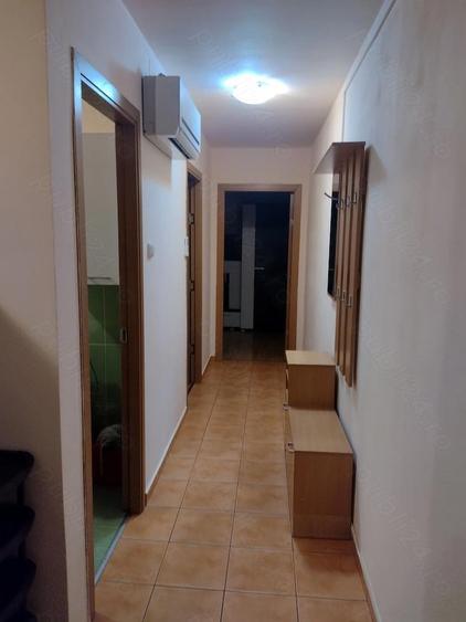 Apartament de vanzare - 4