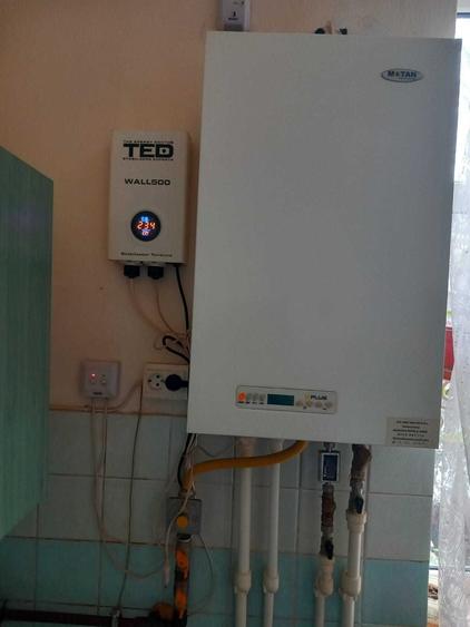 Ofer spre vanzare apartament dua camere decomandat zonaa linistita - 4