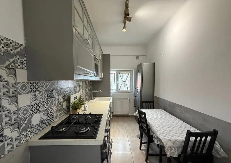3 camere 2 bai etaj 3 apartament renovat recent, proprietar - 18