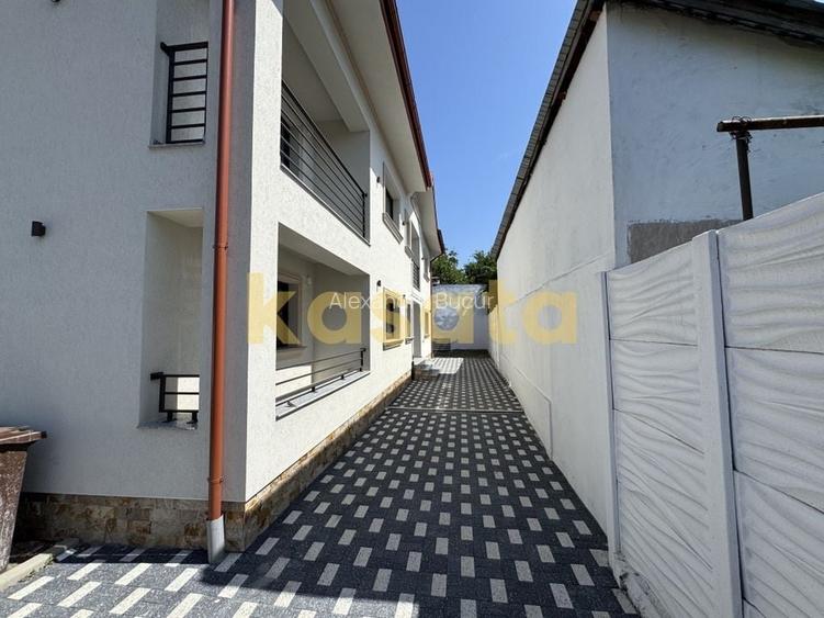 Casă individuală la curte - 1 km de metrou si Parc Bazilescu