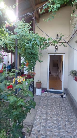 Casa de vanzare sector 4 - 1