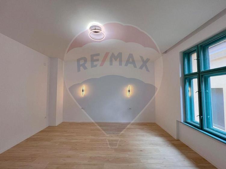 Spatiu de birouri de inchiriat - la casa cu 4 apartamente pe Racovita - 8