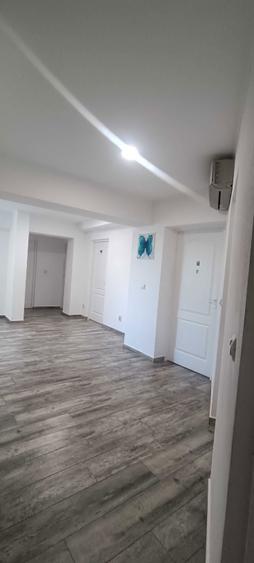 PROPRIETAR VAND APARTAMENT 4 CAMERE - 1