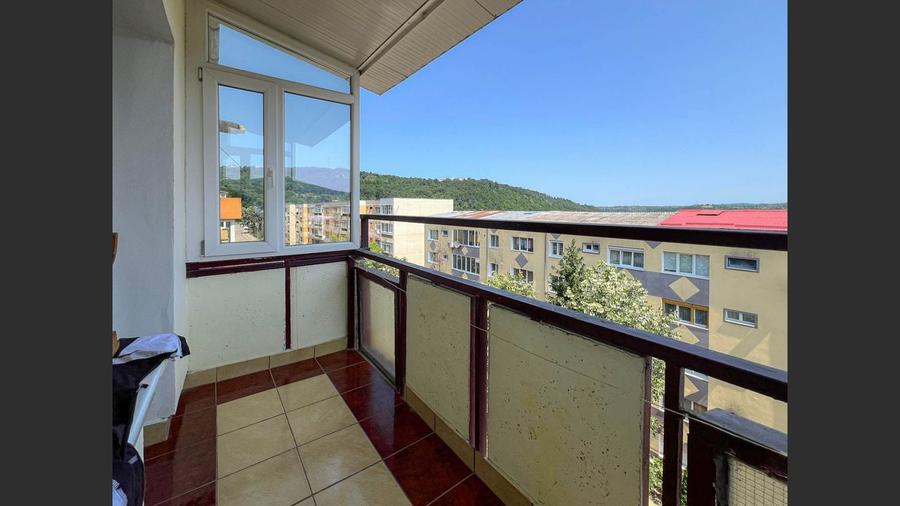 Apartament 3 camere decomandat. - 3