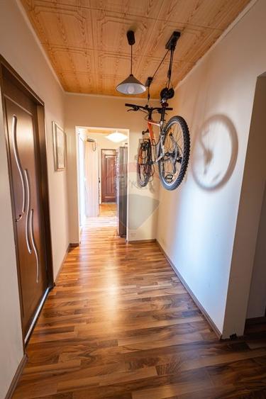 Apartament cu 5 camere de vânzare în zona Cetate - 14