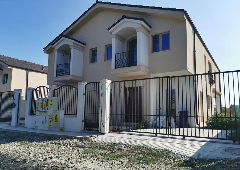 Casa de vanzare Duplex zona Carrfour - 9