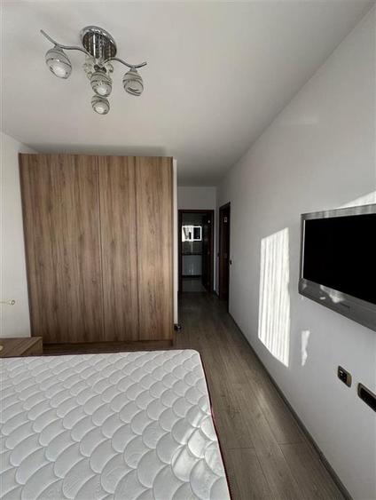 Apartament 2 camere, zona Tractorul - 3