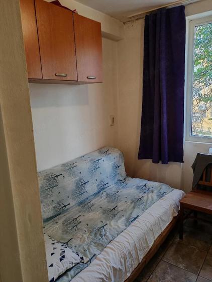 pers fizica vand garsoniera zona Medicina - 3