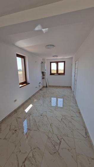 De vanzare 1/2 Duplex Sacalaz - 3