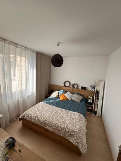 Apartament 3 camere | Decomandat | Zona Postavarului - 2