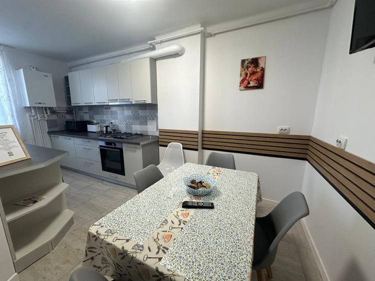Apartament cu 2 camere decomandat, mobilat în Cugir