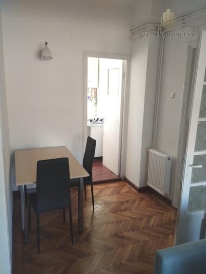 Garsonieră decomandată, mobilată în Unirii