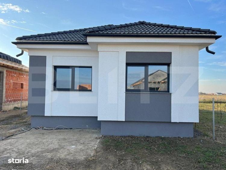 Casă cu 4 camere decomandat în Odoreu