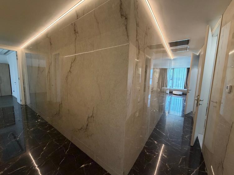 Apartament cu 5 camere decomandat în Domenii