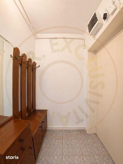 Apartament cu 3 camere semidecomandat în Micro 15