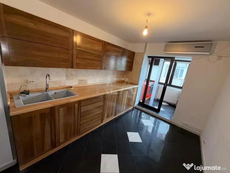 Apartament cu 4 camere semidecomandat în Crângași