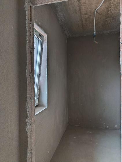 Duplex cu 8 camere cu Canalizare în Giarmata-Vii