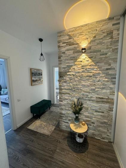 Apartament cu 2 camere decomandat în Florești