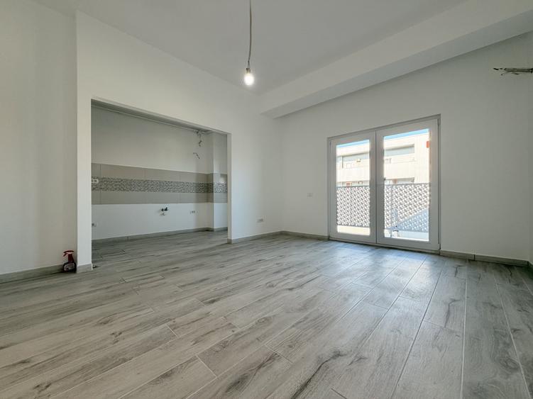 Garsonieră decomandată în Soarelui