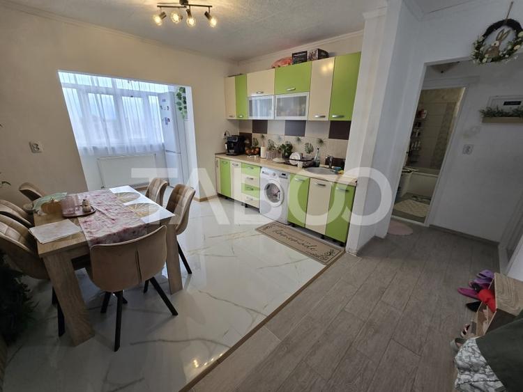Apartament cu 2 camere decomandat, mobilat în Vasile Aaron