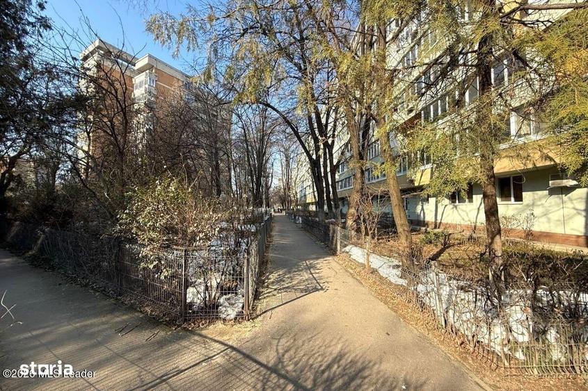 Apartament cu 2 camere, mobilat în Drumul Taberei — fotografia 1