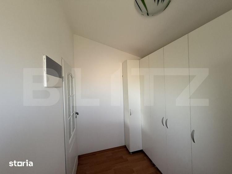 Casă cu 3 camere cu Teren 1342 Mp în Plopu