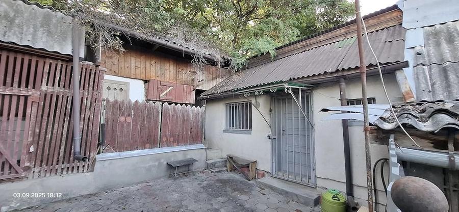 Casă cu Teren 340 Mp în Central