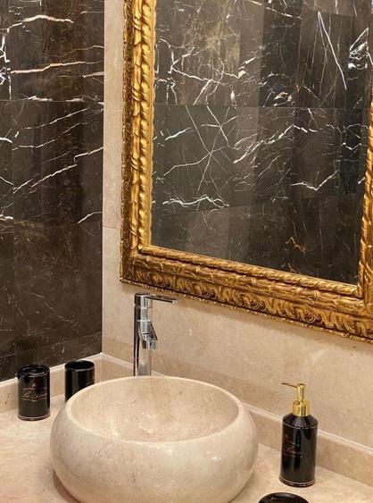 Apartament cu 4 camere decomandat în Herăstrău