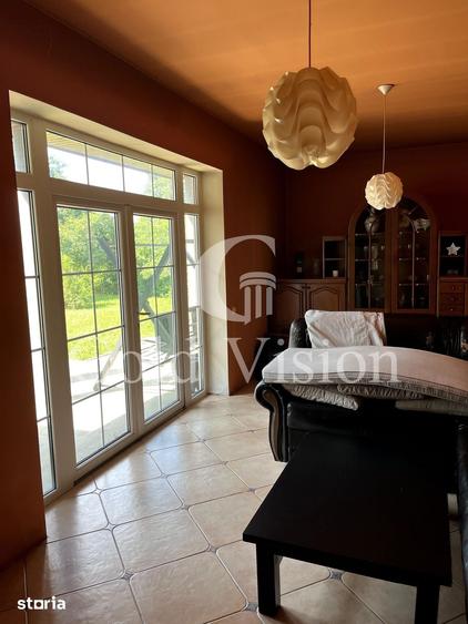 Casă cu 4 camere cu Teren 800 Mp în Dâmbu Pietros