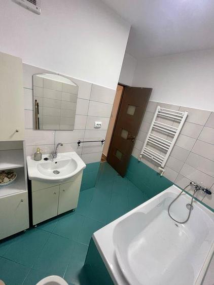 Garsonieră decomandată, mobilată în Aeroport