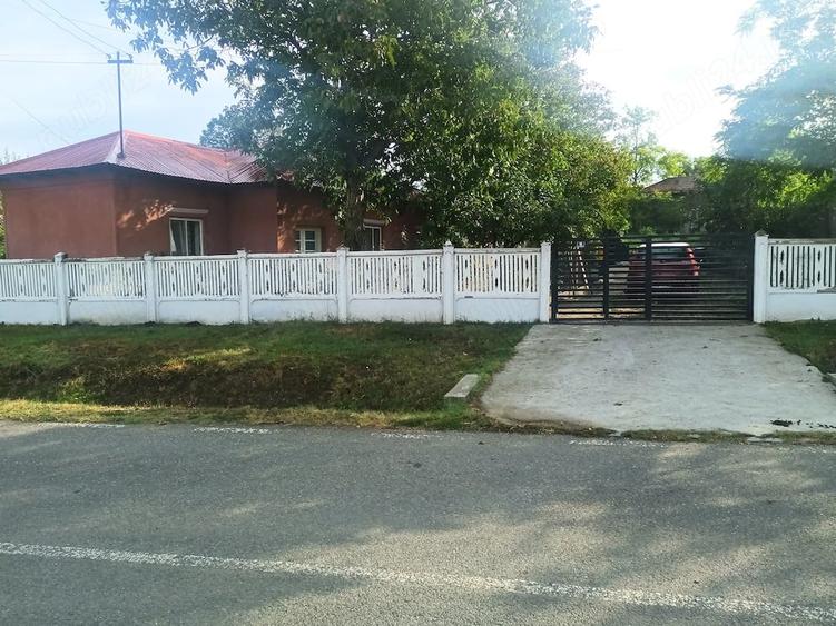 Casă cu Teren 800 Mp în Antonești