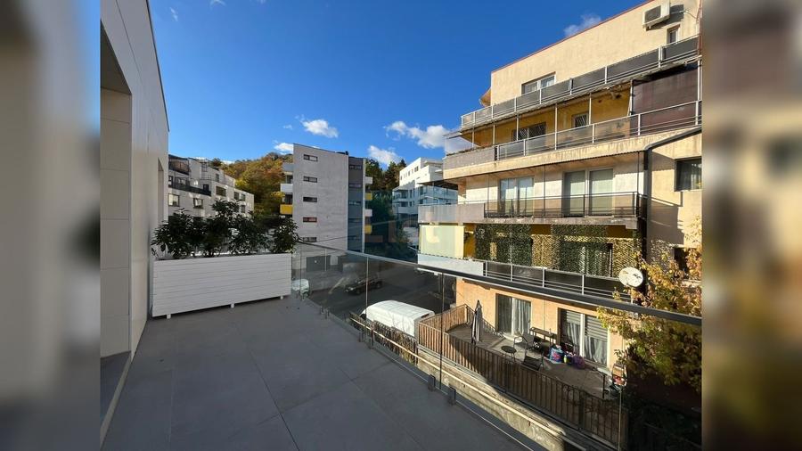 Apartament cu 2 camere semidecomandat în Grigorescu