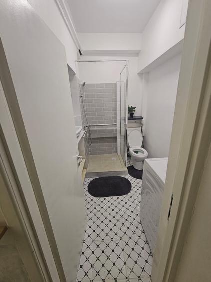 Apartament cu 3 camere nedecomandat, mobilat în Victoriei