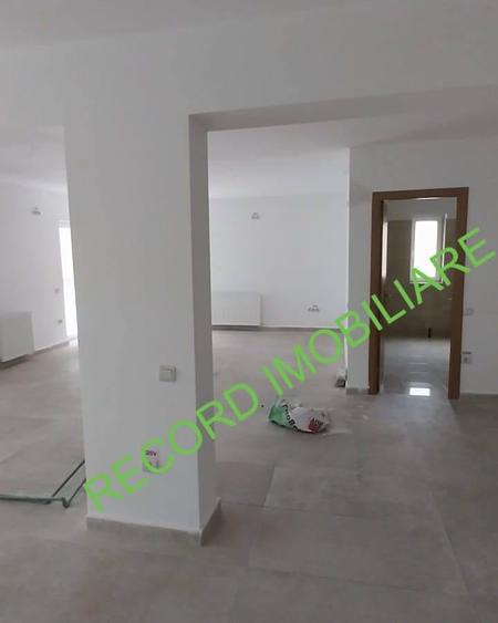 Spatiu comercial in CF, parter, 2 locuri parcare Finisat Floresti - 4